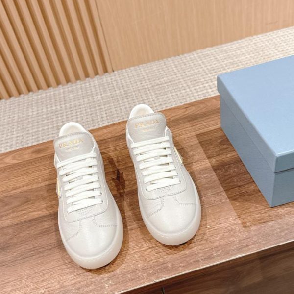 replica,schuhe,beste,kaufen,1:1,besten,seiten,Replik,turnschuhe,sneakers Prada neue weiße Schuhe
