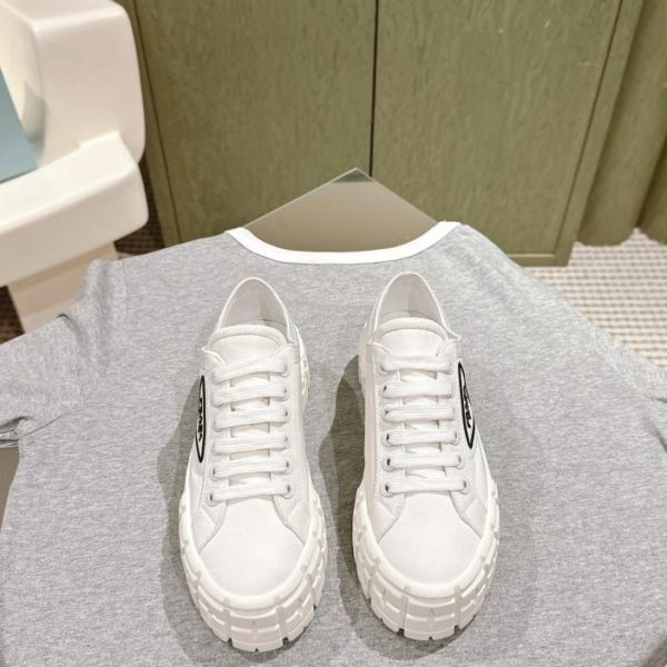 replica,schuhe,beste,kaufen,1:1,besten,seiten,Replik,turnschuhe,sneakers [Top-Version] Prada neue weiße Schuhe mit dicken Sohlen