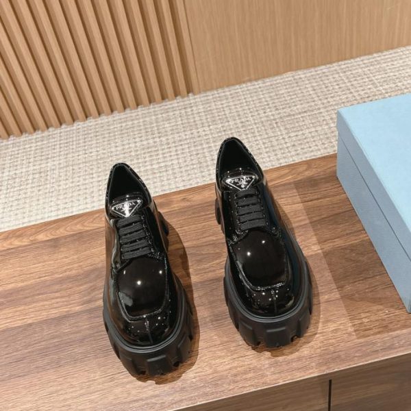 [Top-Version] Prada-Schnürschuhe aus Oxford-Leder