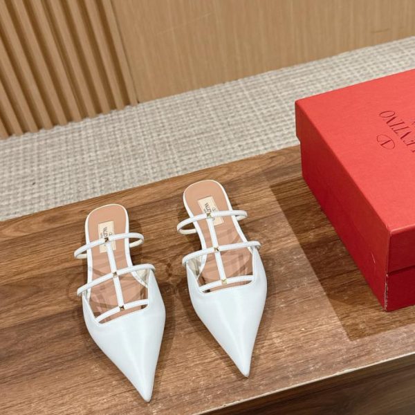 replica,schuhe,beste,kaufen,1:1,besten,seiten,Replik,turnschuhe,sneakers [Top-Version] #Valentino spitze Zehensandalen