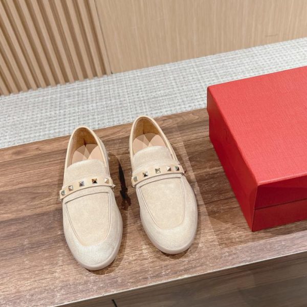 replica,schuhe,beste,kaufen,1:1,besten,seiten,Replik,turnschuhe,sneakers [Top-Version] #Valentino Loafer mit kleinen Knöpfen