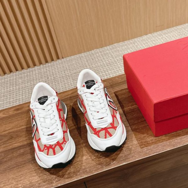 replica,schuhe,beste,kaufen,1:1,besten,seiten,Replik,turnschuhe,sneakers [Top-Version] Low-Top-Sneaker von Valentino Garavani
