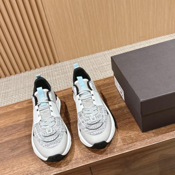 replica,schuhe,beste,kaufen,1:1,besten,seiten,Replik,turnschuhe,sneakers [Top-Version] klassische True Act-Sneaker von Valentino