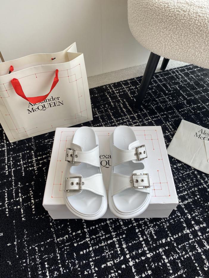 replica,schuhe,beste,kaufen,1:1,besten,seiten,Replik,turnschuhe,sneakers Einkäufer Alexander McQueen Jelly-Sandalen mit dicken Sohlen replica,schuhe,beste,kaufen,1:1,besten,seiten,Replik,turnschuhe,sneakers Einkäufer Alexander McQueen Jelly-Sandalen mit dicken Sohlen
