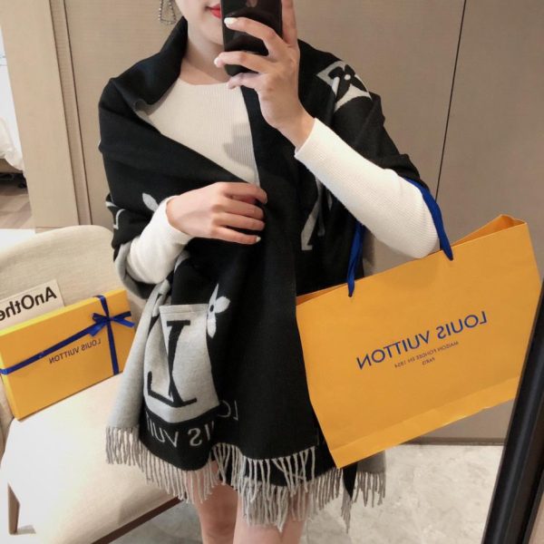 replica,schuhe,beste,kaufen,1:1,besten,seiten,Replik,turnschuhe,sneakers Neues LOUIS VUITTON Einstecktuch