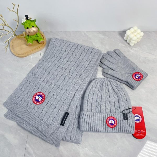 replica,schuhe,beste,kaufen,1:1,besten,seiten,Replik,turnschuhe,sneakers CANADA GOOSE [Schal, Mütze und Fellknäuelhandschuhe] Dreiteiliges Set