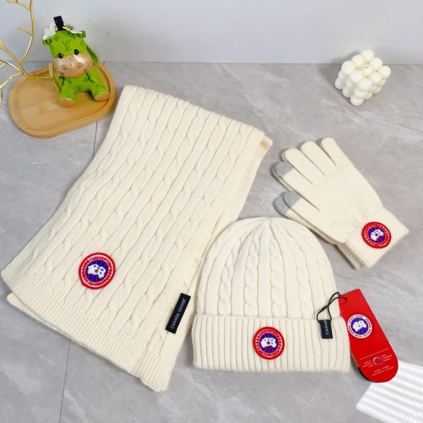 replica,schuhe,beste,kaufen,1:1,besten,seiten,Replik,turnschuhe,sneakers CANADA GOOSE [Schal, Mütze und Fellknäuelhandschuhe] Dreiteiliges Set