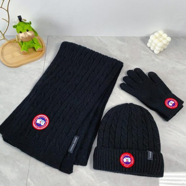 replica,schuhe,beste,kaufen,1:1,besten,seiten,Replik,turnschuhe,sneakers CANADA GOOSE [Schal, Mütze und Fellknäuelhandschuhe] Dreiteiliges Set