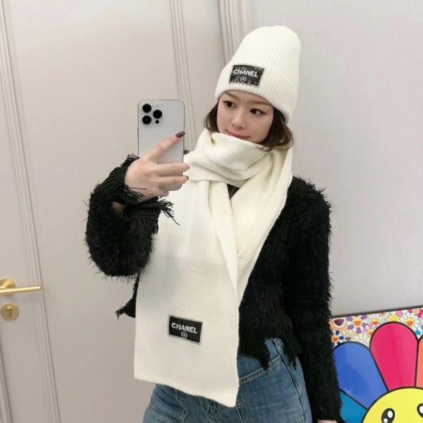 replica,schuhe,beste,kaufen,1:1,besten,seiten,Replik,turnschuhe,sneakers Chanel neues Set aus Mütze und Schal