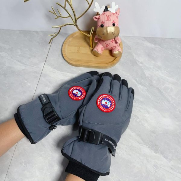 Wasserdichte Skihandschuhe von Canada Goose