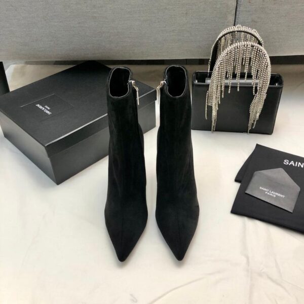 „Saint Lauren“ kurze Stiefel