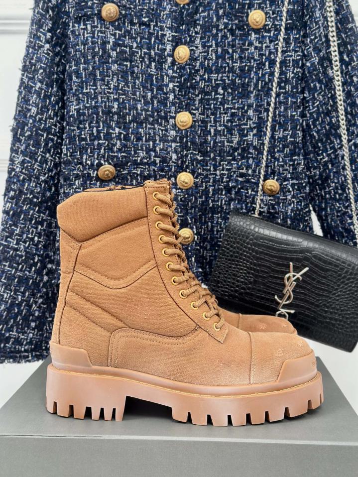 replica,schuhe,beste,kaufen,1:1,besten,seiten,Replik,turnschuhe,sneakers Balenciaga klassische Herbst- und Winter-Paar-Martin-Stiefel mit dicken Sohlen replica,schuhe,beste,kaufen,1:1,besten,seiten,Replik,turnschuhe,sneakers Balenciaga klassische Herbst- und Winter-Paar-Martin-Stiefel mit dicken Sohlen
