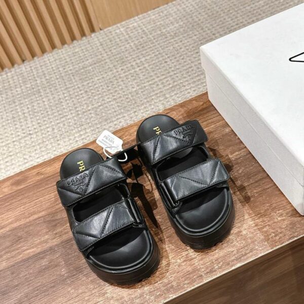 [Top-Version] Prada-Sandalen mit Klettverschluss und zwei Riemen und dicker Sohle (C2B3)