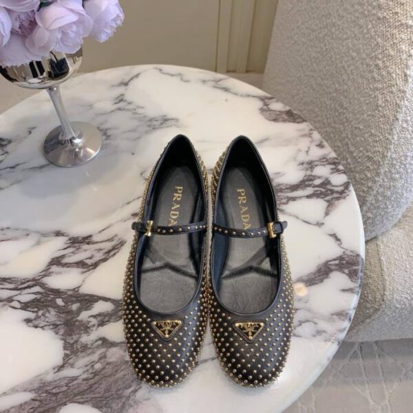 PRAD neue Mary-Jane-Schuhe mit Dreiecksmuster