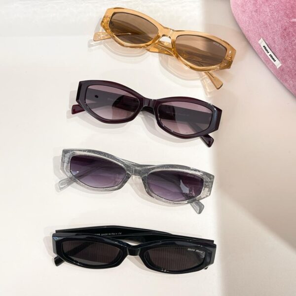 replica,schuhe,beste,kaufen,1:1,besten,seiten,Replik,turnschuhe,sneakers MIU MIU Sonnenbrille in Top-Originalqualität, MODELL SMU 44WS