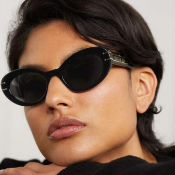 replica,schuhe,beste,kaufen,1:1,besten,seiten,Replik,turnschuhe,sneakers DIOR-Sonnenbrille in Top-Originalqualität, MODELL DioSignatureB8U