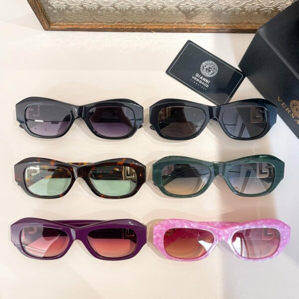 replica,schuhe,beste,kaufen,1:1,besten,seiten,Replik,turnschuhe,sneakers VERSACE Sonnenbrille in Top-Originalqualität, MODELL VE T75