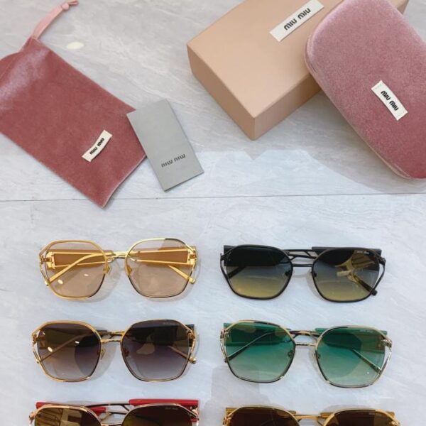 replica,schuhe,beste,kaufen,1:1,besten,seiten,Replik,turnschuhe,sneakers MIU MIU neue Sonnenbrille MODELSMU 133AV