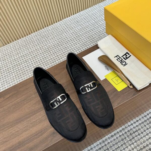 replica,schuhe,beste,kaufen,1:1,besten,seiten,Replik,turnschuhe,sneakers FENDI Herren-Business-Casual-Lederschuhe