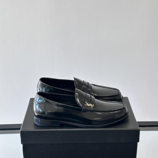 SAINT LAURENT High-End-Herrenschuhe aus formellem Leder