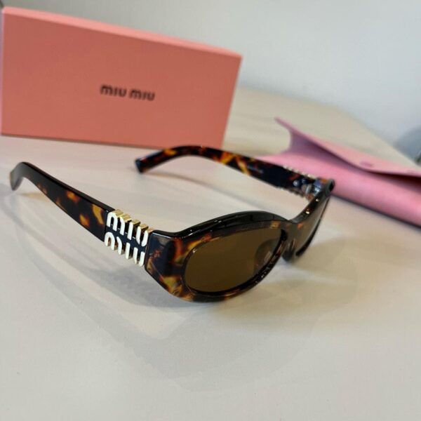 Miu Miu Cat-Eye-Sonnenbrille