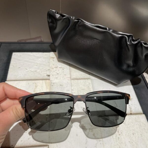 Hochwertige polarisierte Prada-Sonnenbrille für Herren