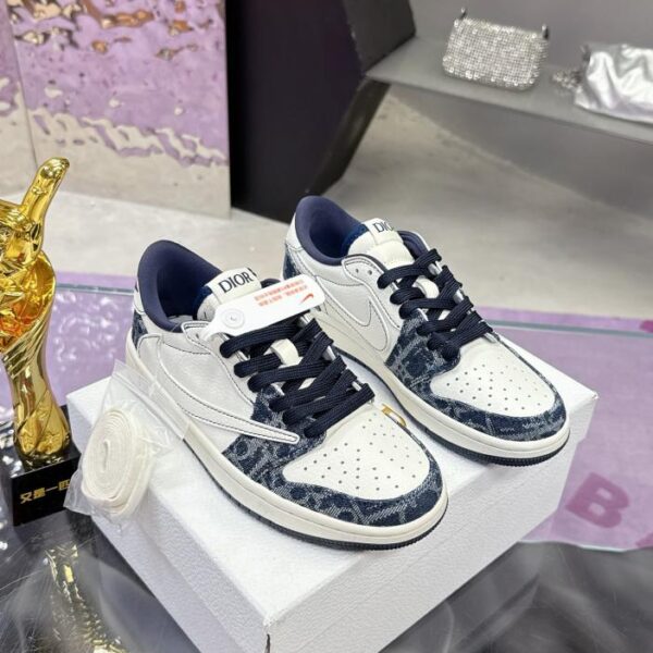 Dior war Co-Branding der neuen Low-Top-Freizeit-Sneakers für Paare der Nike-Serie