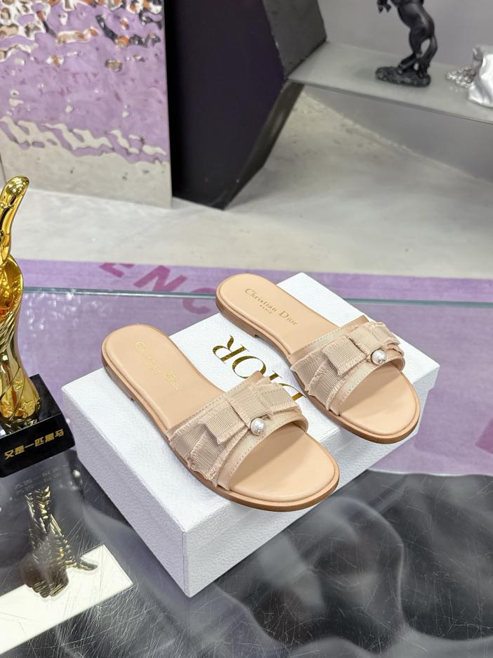 replica,schuhe,beste,kaufen,1:1,besten,seiten,Replik,turnschuhe,sneakers DIOR Frühlings- und Sommerhausschuhe mit runder Spitze und offener Zehenpartie replica,schuhe,beste,kaufen,1:1,besten,seiten,Replik,turnschuhe,sneakers DIOR Frühlings- und Sommerhausschuhe mit runder Spitze und offener Zehenpartie