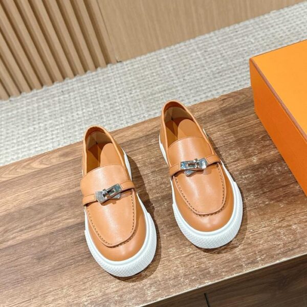 Hermès neue Slipper mit dicker Sohle und Schnalle, gleicher Stil für Männer und Frauen