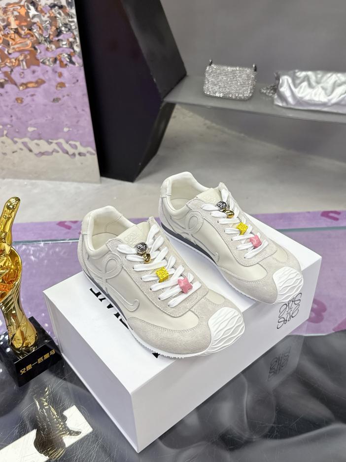 replica,schuhe,beste,kaufen,1:1,besten,seiten,Replik,turnschuhe,sneakers Die neuen Ballettschuhe LOEWE Ballet Runner2.0 für Paare replica,schuhe,beste,kaufen,1:1,besten,seiten,Replik,turnschuhe,sneakers Die neuen Ballettschuhe LOEWE Ballet Runner2.0 für Paare