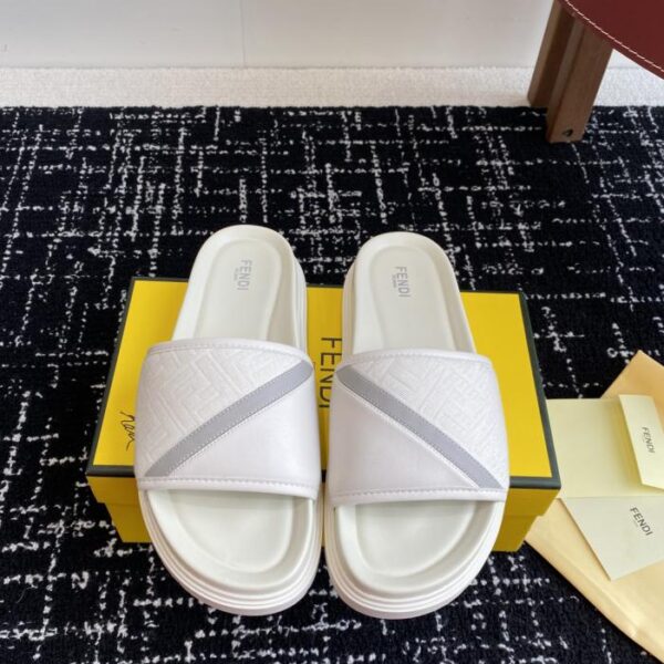 replica,schuhe,beste,kaufen,1:1,besten,seiten,Replik,turnschuhe,sneakers Fendi Diagonal Serie FF alte Blume ein Wort Kreuz dicken Boden Sandalen Hausschuhe