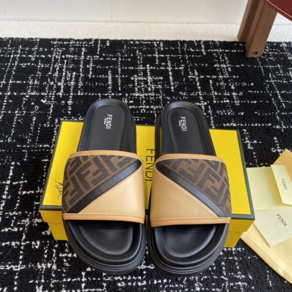 replica,schuhe,beste,kaufen,1:1,besten,seiten,Replik,turnschuhe,sneakers Fendi Diagonal Serie FF alte Blume ein Wort Kreuz dicken Boden Sandalen Hausschuhe