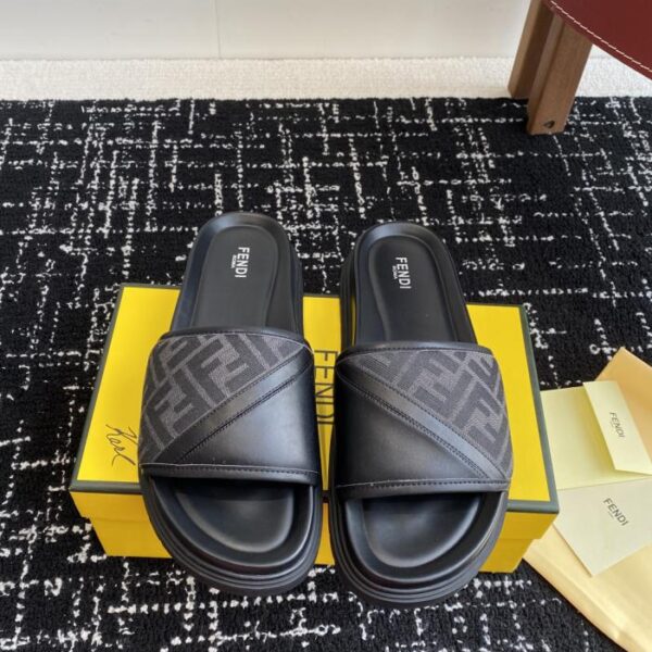 replica,schuhe,beste,kaufen,1:1,besten,seiten,Replik,turnschuhe,sneakers Fendi Diagonal Serie FF alte Blume ein Wort Kreuz dicken Boden Sandalen Hausschuhe