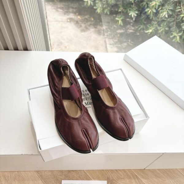 G012 Maison Margiela Ballet Mary Jane-Schuhe aus Leder