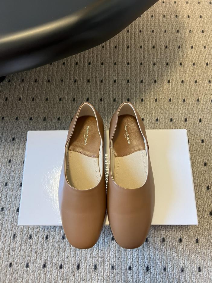 replica,schuhe,beste,kaufen,1:1,besten,seiten,Replik,turnschuhe,sneakers Minimalistische, runde, hohle Einzelschuhe von Maison Margiel replica,schuhe,beste,kaufen,1:1,besten,seiten,Replik,turnschuhe,sneakers Minimalistische, runde, hohle Einzelschuhe von Maison Margiel