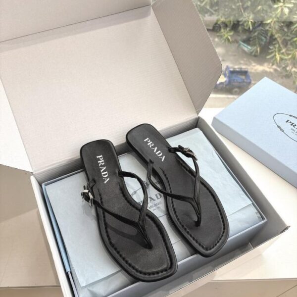 replica,schuhe,beste,kaufen,1:1,besten,seiten,Replik,turnschuhe,sneakers G887 PRADA neuesten Frühling und Sommer neue Flip-Flops Sandalen