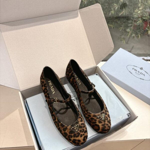 replica,schuhe,beste,kaufen,1:1,besten,seiten,Replik,turnschuhe,sneakers G887 PRADA neuesten Frühling und Sommer neue Mary Jane Ballerinas