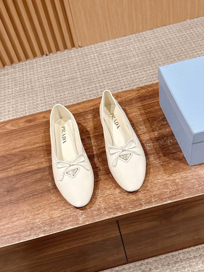 replica,schuhe,beste,kaufen,1:1,besten,seiten,Replik,turnschuhe,sneakers Prada Frühling und Sommer Neue Round Head Triangle Mary Jane Schuhe Ballerinas replica,schuhe,beste,kaufen,1:1,besten,seiten,Replik,turnschuhe,sneakers Prada Frühling und Sommer Neue Round Head Triangle Mary Jane Schuhe Ballerinas