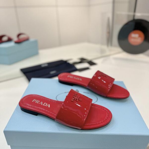 replica,schuhe,beste,kaufen,1:1,besten,seiten,Replik,turnschuhe,sneakers Pradas neueste Logo-Slipper