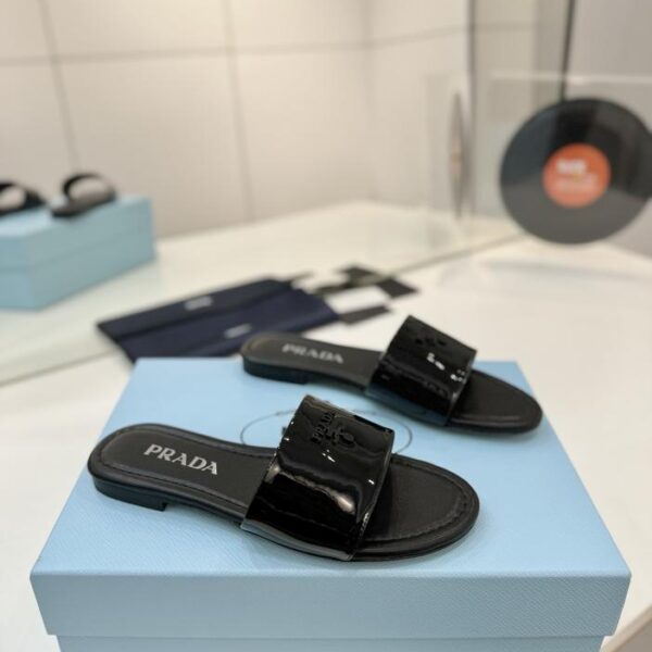 replica,schuhe,beste,kaufen,1:1,besten,seiten,Replik,turnschuhe,sneakers Pradas neueste Logo-Slipper