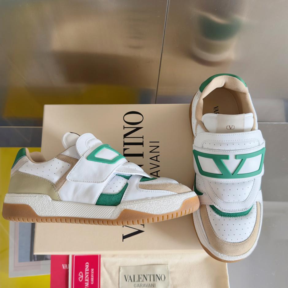 replica,schuhe,beste,kaufen,1:1,besten,seiten,Replik,turnschuhe,sneakers Valentino Joie de Jouer Serie Klettverschluss dickbesohlte Brotschuhe Freizeitsportschuhe weiße Schuhe Topversion Paarstil (73G9A) replica,schuhe,beste,kaufen,1:1,besten,seiten,Replik,turnschuhe,sneakers Valentino Joie de Jouer Serie Klettverschluss dickbesohlte Brotschuhe Freizeitsportschuhe weiße Schuhe Topversion Paarstil (73G9A)