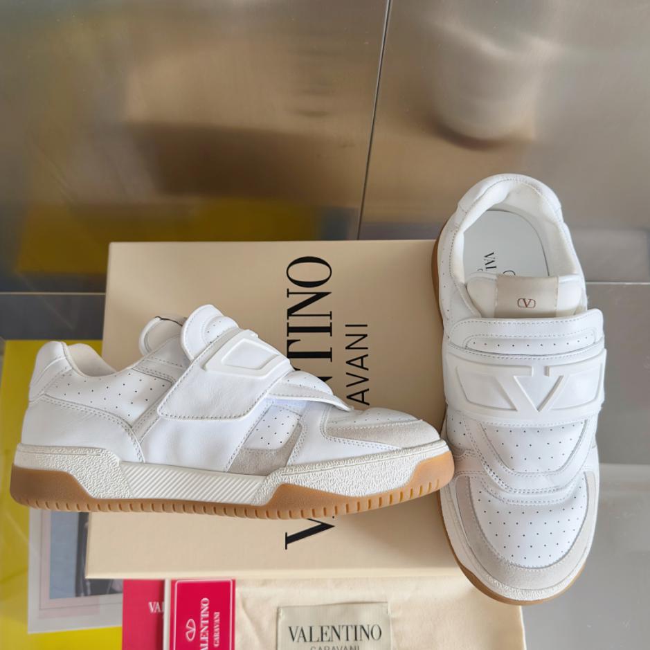 replica,schuhe,beste,kaufen,1:1,besten,seiten,Replik,turnschuhe,sneakers Valentino Joie de Jouer Serie Klett-Loafer mit dicker Sohle Freizeit-Sportschuhe Kleine weiße Schuhe Top-Version Paare (BR3IR) replica,schuhe,beste,kaufen,1:1,besten,seiten,Replik,turnschuhe,sneakers Valentino Joie de Jouer Serie Klett-Loafer mit dicker Sohle Freizeit-Sportschuhe Kleine weiße Schuhe Top-Version Paare (BR3IR)