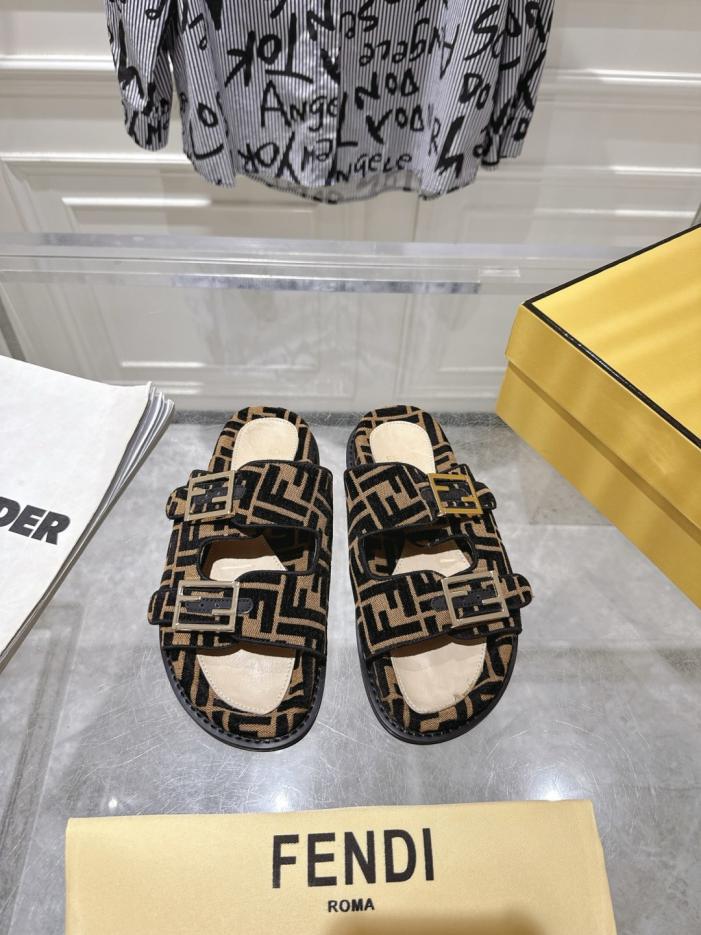 replica,schuhe,beste,kaufen,1:1,besten,seiten,Replik,turnschuhe,sneakers Fendi Sommersandalen und Slipper (5VEEF) replica,schuhe,beste,kaufen,1:1,besten,seiten,Replik,turnschuhe,sneakers Fendi Sommersandalen und Slipper (5VEEF)