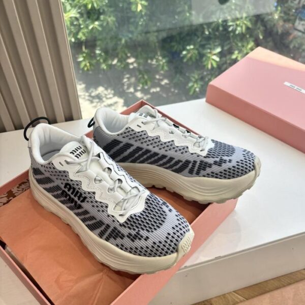 MiuMiu Plateau-Sneaker (YX9GW)