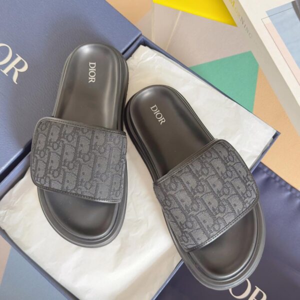 Dior Aqua Serie Klettverschluss dicke Sohle Hausschuhe Sandalen Strandschuhe Top-Version (ZYBUP)