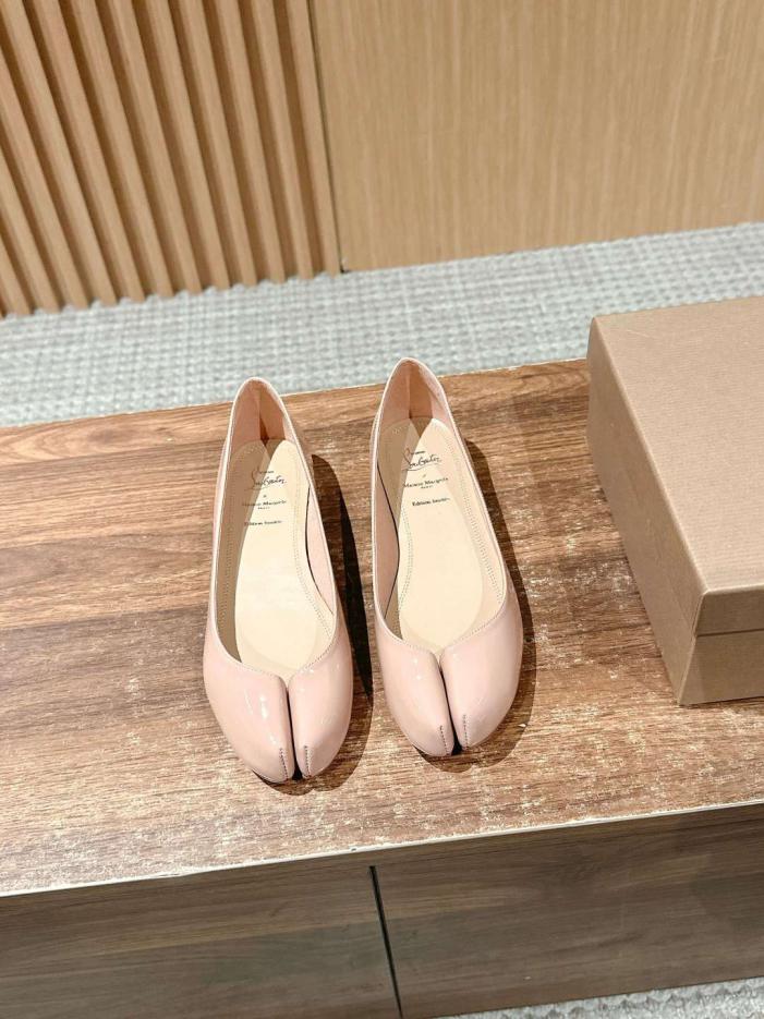 replica,schuhe,beste,kaufen,1:1,besten,seiten,Replik,turnschuhe,sneakers Christian Louboutin x Maison Margiela Collaboration-Schuhserie Split-Toe High Heels (NLSMD) replica,schuhe,beste,kaufen,1:1,besten,seiten,Replik,turnschuhe,sneakers Christian Louboutin x Maison Margiela Collaboration-Schuhserie Split-Toe High Heels (NLSMD)