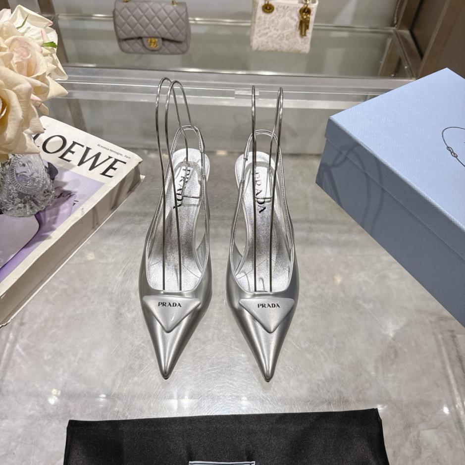 replica,schuhe,beste,kaufen,1:1,besten,seiten,Replik,turnschuhe,sneakers Prada Theken-Catwalk-Sandalen mit spitzer Spitze, High Heels mit Dreiecksschnalle und Etikett, Catwalk-Stil für den frühen Frühling (30S8V) replica,schuhe,beste,kaufen,1:1,besten,seiten,Replik,turnschuhe,sneakers Prada Theken-Catwalk-Sandalen mit spitzer Spitze, High Heels mit Dreiecksschnalle und Etikett, Catwalk-Stil für den frühen Frühling (30S8V)