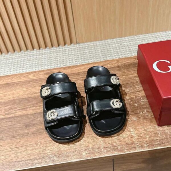 replica,schuhe,beste,kaufen,1:1,besten,seiten,Replik,turnschuhe,sneakers Neue Strandschuhe mit Klettverschluss von Gucci, Lederschuhe mit G-Schnalle und Diamant-Schnalle (X59TL)