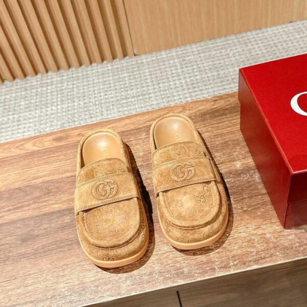 replica,schuhe,beste,kaufen,1:1,besten,seiten,Replik,turnschuhe,sneakers Gucci Birkenstock-Pantoletten im neuen Stil mit dicker Sohle (VWTPK)