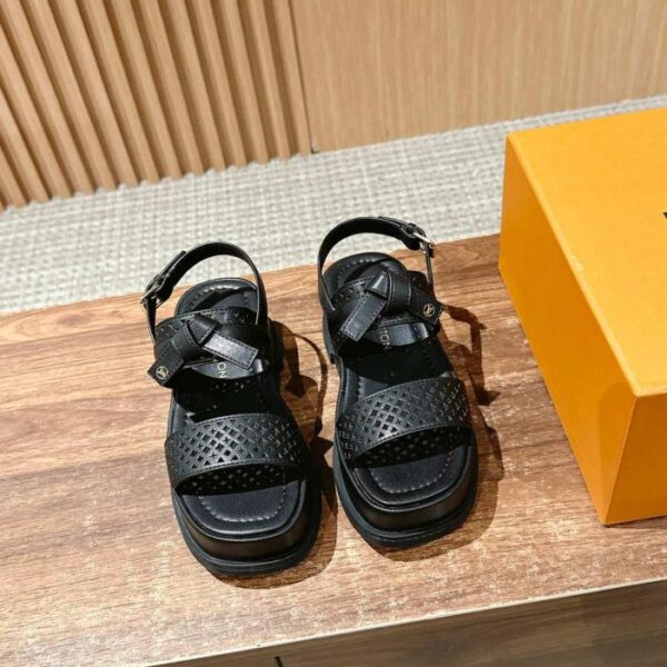replica,schuhe,beste,kaufen,1:1,besten,seiten,Replik,turnschuhe,sneakers Louis Vuitton Frühjahr/Sommer Jelly Sandalen (SWU06)